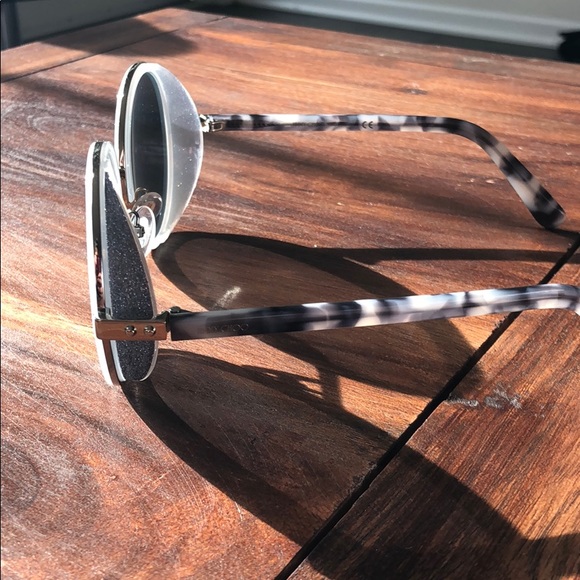 Jimmy Choo polarized sunglasses - Picture 3 of 3